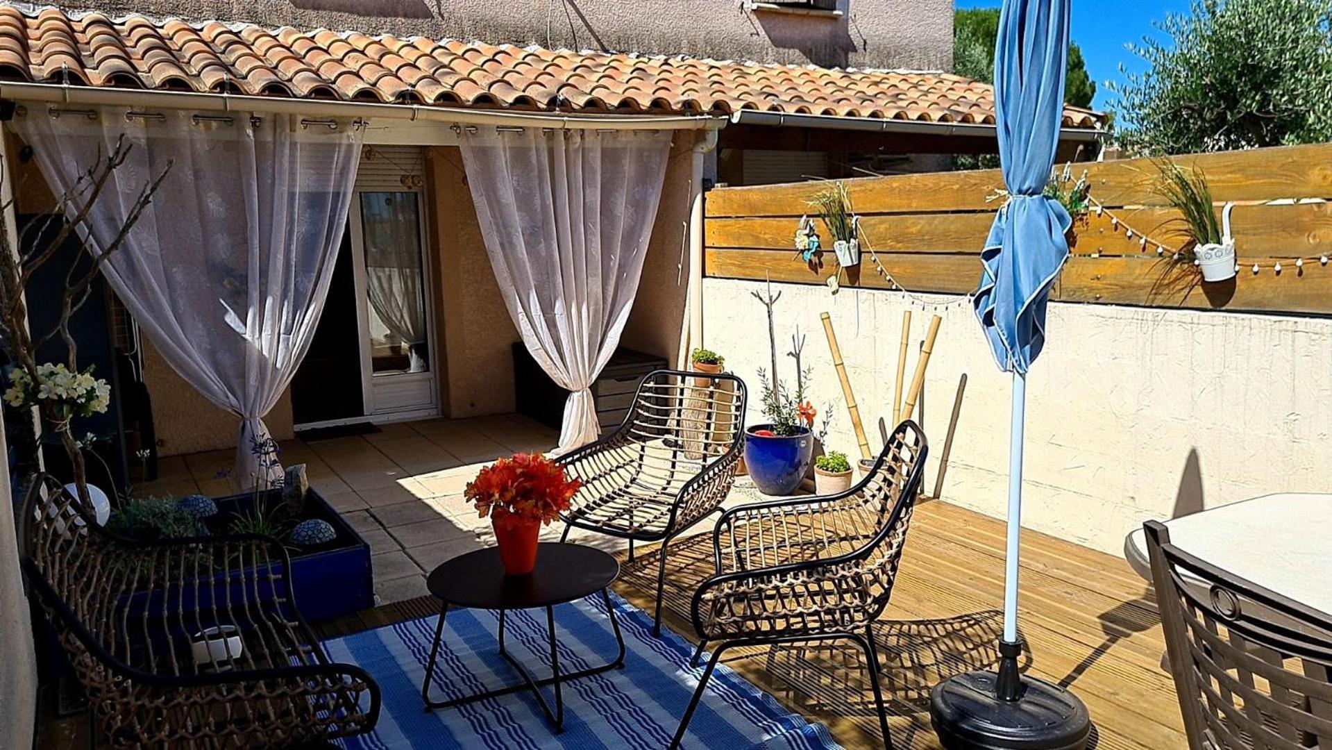 Maison Chaleureuse A Uzès Екстериор снимка